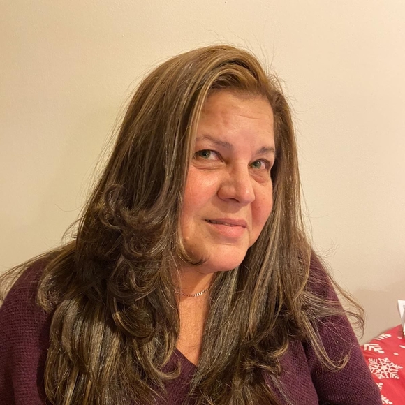 Poshmark profile picture for @git